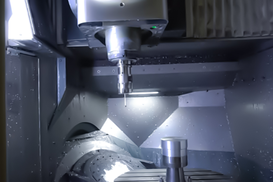 五轴数控加工中心在医用精密零件制造中的关键技术应用
